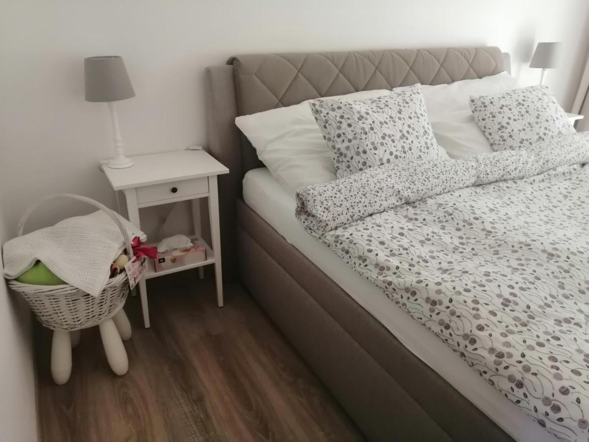 Jediny Apartman Tatranska Strba Exterior photo